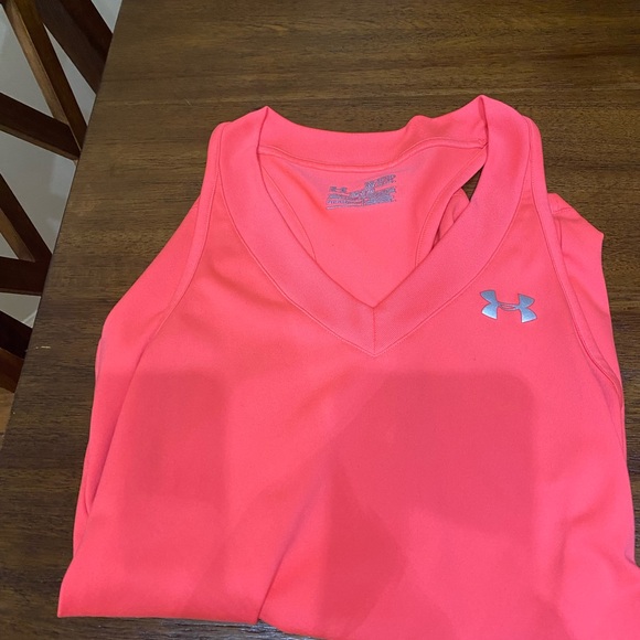 Under Armour tank top - Picture 3 of 4